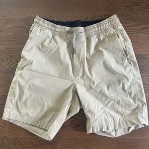 Lululemon khaki shorts